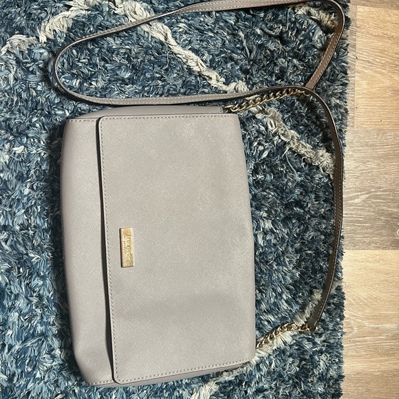 Grey slender Kate spade purse with gold chain and shoulder strap - Picture 1 of 3